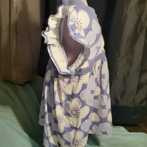 Tea Lilac w/ Flowers Short Sleeved Dress - Picture 2 of 5